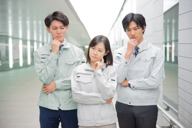 １．そもそも、業者は途中で一方的に契約を解除できるのか